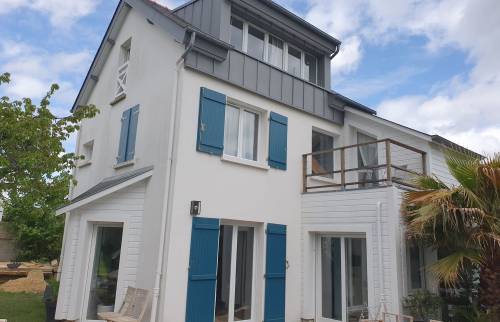 Rénovation de toiture en zinc terminée