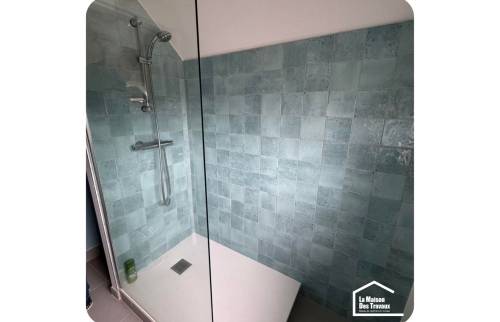 Paroi de douche en verre
