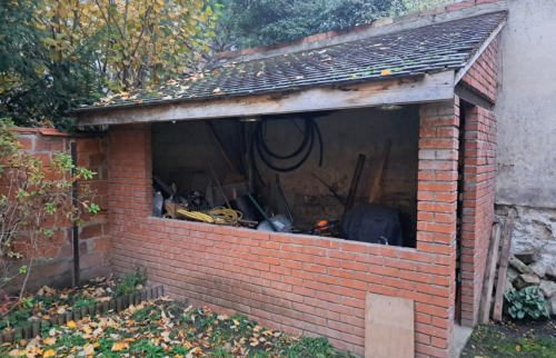 Ancienne annexe en brique