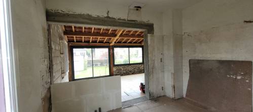 L'ouverture entre la cuisine et l'extension