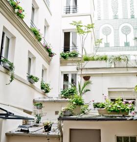 Rénovation de la façade d'un immeuble par l'agence de Boulogne-Bllancourt