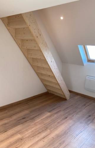 Pose de lasure façon tgech entre premier et second étage mezzanine - Cergy - 95000 -