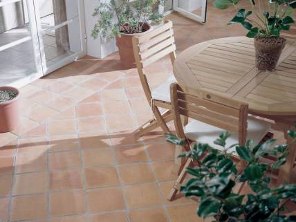 Construction terrasse intérieure Nantes