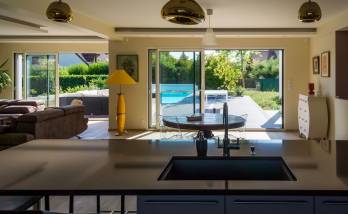 Rénovation de maison avec aménagement de terrasse et construction de piscine - Préfailles 44770