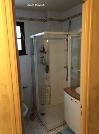 AVANT travaux réno sdb Thonon-les-Bains