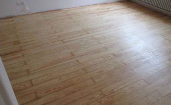 Parquet après rénovation à Buhl