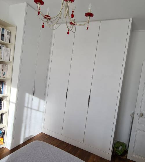 Placard-Dressing de la chambre du rez-de-chaussée