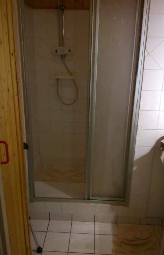 Ancienne Cabine de douche  - Vigneux de Bretagne