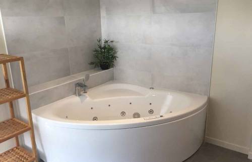 Salle de bain balneo à Vertou (44)