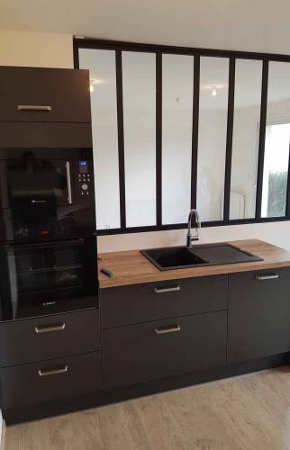 Rénovation cuisine Amiens meuble noir