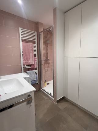 vue globale de la nouvelle salle de bain