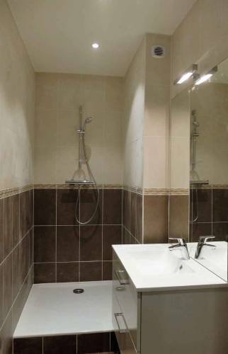 Rénovation complète d'un appartement situé dans Lyon 6° quartier Tête D'Or - salle de bains entièrement rénovée