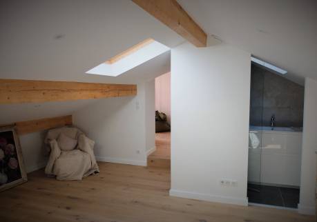 Lozanne (69380) : Aménagements de combles en suite parentale