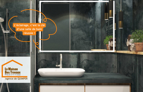 Un éclairage bien pensé et un miroir rétroéclairé pour sublimer la salle de bain moderne à Quimper.