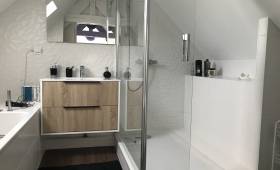 Salle de bain sous combles