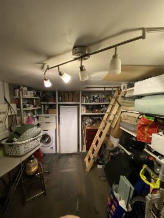 Garage avant aménagement (Saint-Pierre-du-Perray 91280)