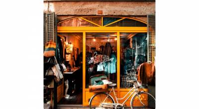 Comment choisir les portes pour un magasin : sécurité, style et accessibilité - Vaucelles 14400