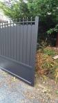 Pose d'un portail en aluminium à Vertou (44)