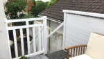 Garde-corps en bois peint