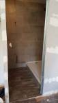 Pose nouvelle cloison salle de bain