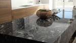 Plan de cuisine en granit brillant
