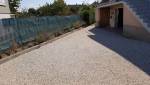 Aire de stationnement en graviers compactés