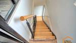 Escalier bois et métal vu du nouvel étage (Montgeron 91230)