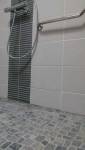 Création d'une salle de bains avec douche à l'italienne sous toit sur Alby-sur-chéran