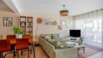 Rénovation d'un appartement avec cuisine ouverte sur l'espace séjour, Lyon 