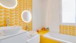 Création d'une salle de bain colorée à Vertou