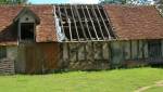 Destruction d'une vieille grange pour reconstruction à neuf à Veilleins (41)