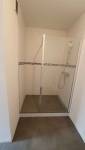 salle de bain avec douche rénovée à Sens (89) 