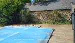 COURTIER EN TRAVAUX RENOVATION DE PLAGE DE PISCINE A FEREL (56130) 