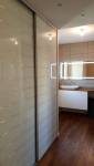ST LOUP: salle de bain-espace douche-carrelage