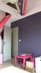 Peinture violette chambre d'enfant
