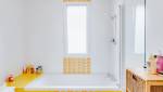 Création d'une salle de bain colorée à Vertou