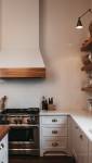 Une cuisine ancienne modernisée 
