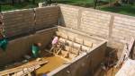Vue sur la future piscine en construction