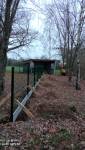 Travaux en cours : scellement des poteau de fixation