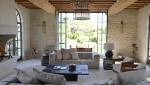 Salon rénové dans une maison - Hyères 83