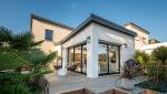Extension de maison en parpaings et grandes baies vitrées - Arras 62