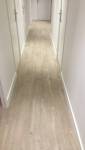couloir modernisé parquet clair