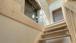 haut de l'escalier bois 