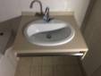 Ancienne salle de bain dans un studio à Nantes 44