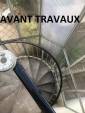 Escalier et cage vitrée avant rénovation (Essonne)