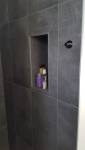 Après travaux : niche murale intérieure douche