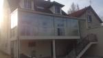 Vue cour après dallage et montage des plots et de l'escalier extérieur de la véranda - Pontoise - 95300 -