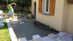 chantier maçonnerie préparation du sol avant pose des dalles de la terrasse - Meaux - 77100 -