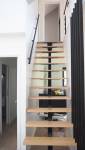 escalier moderne dans une maison des Yvelines