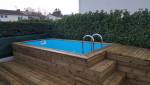 piscine hors-sol modulaire habillage teck